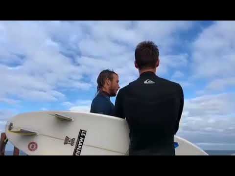 Jesse Mendes e Mikey Wright make up all good!  Jesse Mendes e Mikey Wright tudo em paz