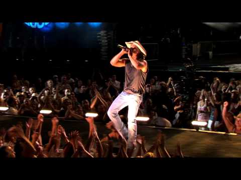"Kenny Chesney: Summer in 3D" Trailer and Greeting for AMC Theatre Fans