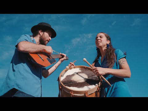 Camila y Silvio - Cerrito Nevado (Video Oficial)