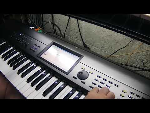 Korg Krome EX: drum pattern sequencing