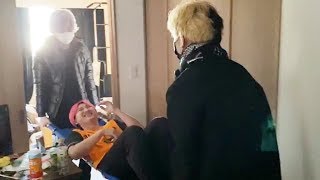 - 強制連行?腰痛で仕事にこない名人を無理やり病院に連れて行きました