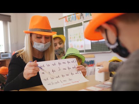 Dzieci ze szkoły w Cisku uczą się kodowania