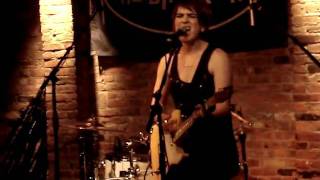 LAURA WARSHAUER • Gold • The Bitter End • 6/9/10