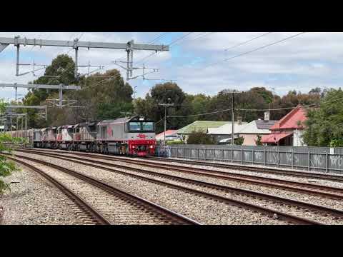 6MP9 at Leader St - 4th December 2021