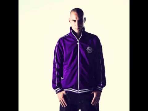 02. El Puto coke - La vida en directo - Coke Céspedes 2012 ( Prod Hazhe )