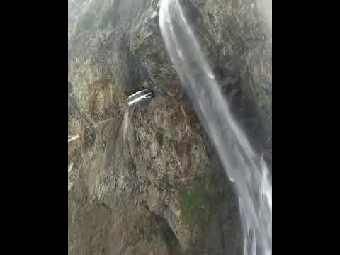 HRTC bus in pangi (Chamba) Himachal Pradesh | very dangerous 😯😯