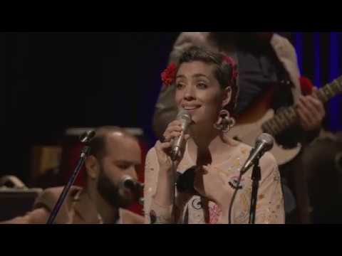 Duratierra + Orquesta Sin Fin / "Estaciones Sinfónicas" en vivo en la Ballena Azul