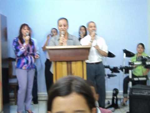 Quadrangular Vera Cruz....B.H...M.G....02-10-2011 - Domingo - Louvor e adoração