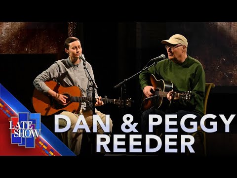 「Maybe」 - ダン＆ペギー・リーダー（『ザ・レイト・ショウ』ライブ） ("Maybe" - Dan & Peggy Reeder (LIVE on The Late Show))