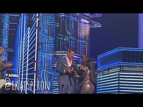 [FANCAM] Cardi B wins Top Rap Song - BBMAS 2019