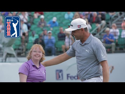 Gary Woodland surprises Amy from Special Olympics Arizona 2019