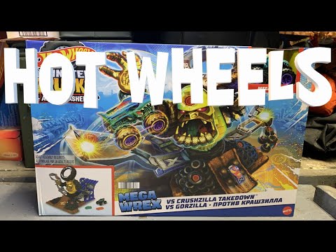 Hot Wheels Monster Trucks Arena Smashers Mega-Wrex Vs Crushzilla Takedown Playset