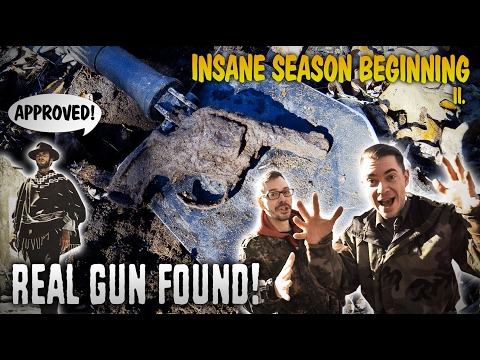 Hidden Treasures of WWII Metal detecting. Britain´s oldest gun? 140 years old British Bulldog pistol