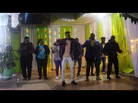 Kama Si We by Kanjii Mbugua feat. Pambio Worship | Official Performance @KanjiiMbugua