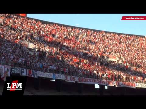 "Pasan los años, pasan los jugadores - vs. San Lorenzo - Torneo Final 2014" Barra: Los Borrachos del Tablón • Club: River Plate
