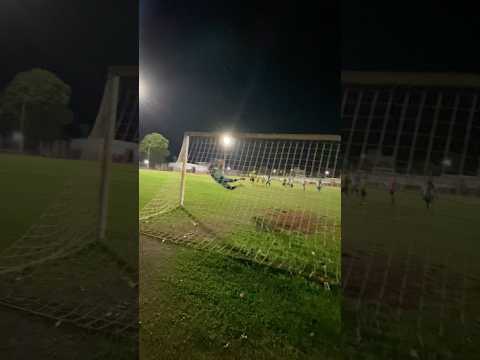 Defesa em orizona Goiás 1 copa master de orizona Goiás #vilaandrade #goleiro#futebol