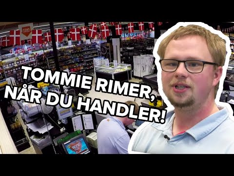 Tommie rimer ved kassen, når du handler ind
