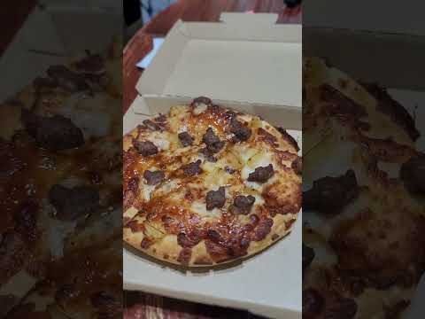 bbq pizza free from pizza hut on the app, not bad