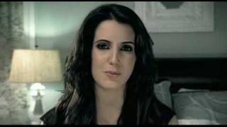 Alana Grace - Black Roses Red