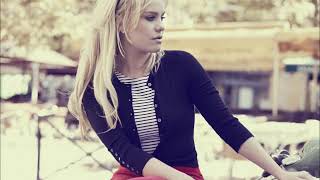 Tainted love Gloria Jones&#39; sing by duffy