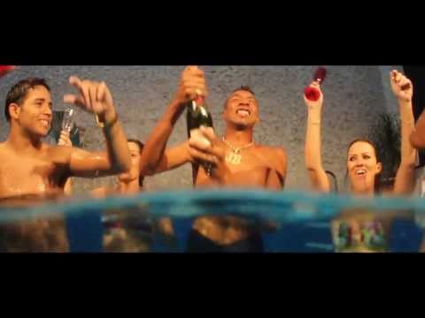MC James Blue - Do Jeito Que as Minas Gosta (Clipe Oficial)