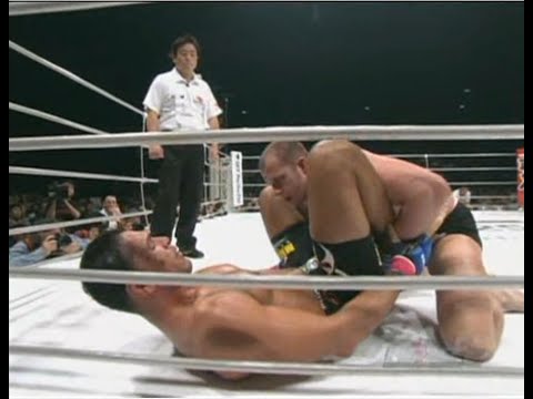 Emelianenko Fedor vs Antonio Rodrigo Nogueira Pride 25 Body Blow