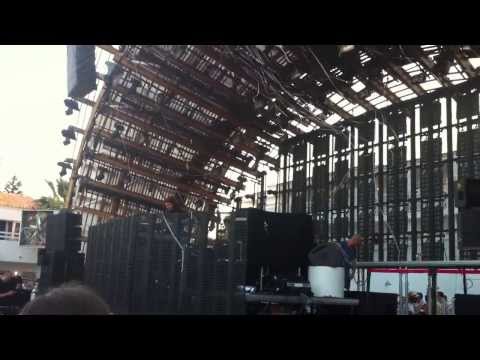 Tommy Trash opening set at Ushuaia, BOOYAH