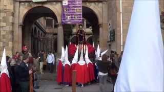 preview picture of video 'Cofradía San Juan Evangelista, miércoles Santo - Semana Santa de Avilés 2015'