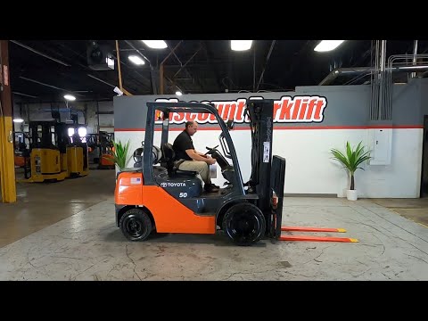 TOYOTA 8-Series 8FGU25 5,000lb LP (Propane) #1689 - Forklift For Sale