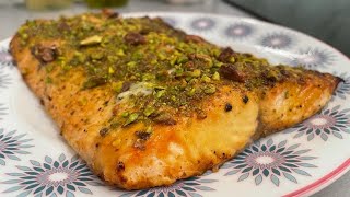 דג מדהים אשר כל אחד יכין ויצליח Salmon with Hönig Senf sauce and Pistachios עם מקס מלכיאל