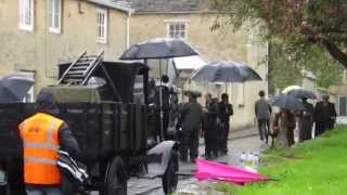 25.04.2014 - Tournage (rues de Bampton - Allen Leech et Daisy Lewis)