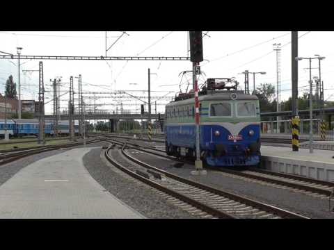 Posilové vlaky - stanice Olomouc - E 499.004, 380.014-1, 150.221-0, 460.075/076 | viz komentář