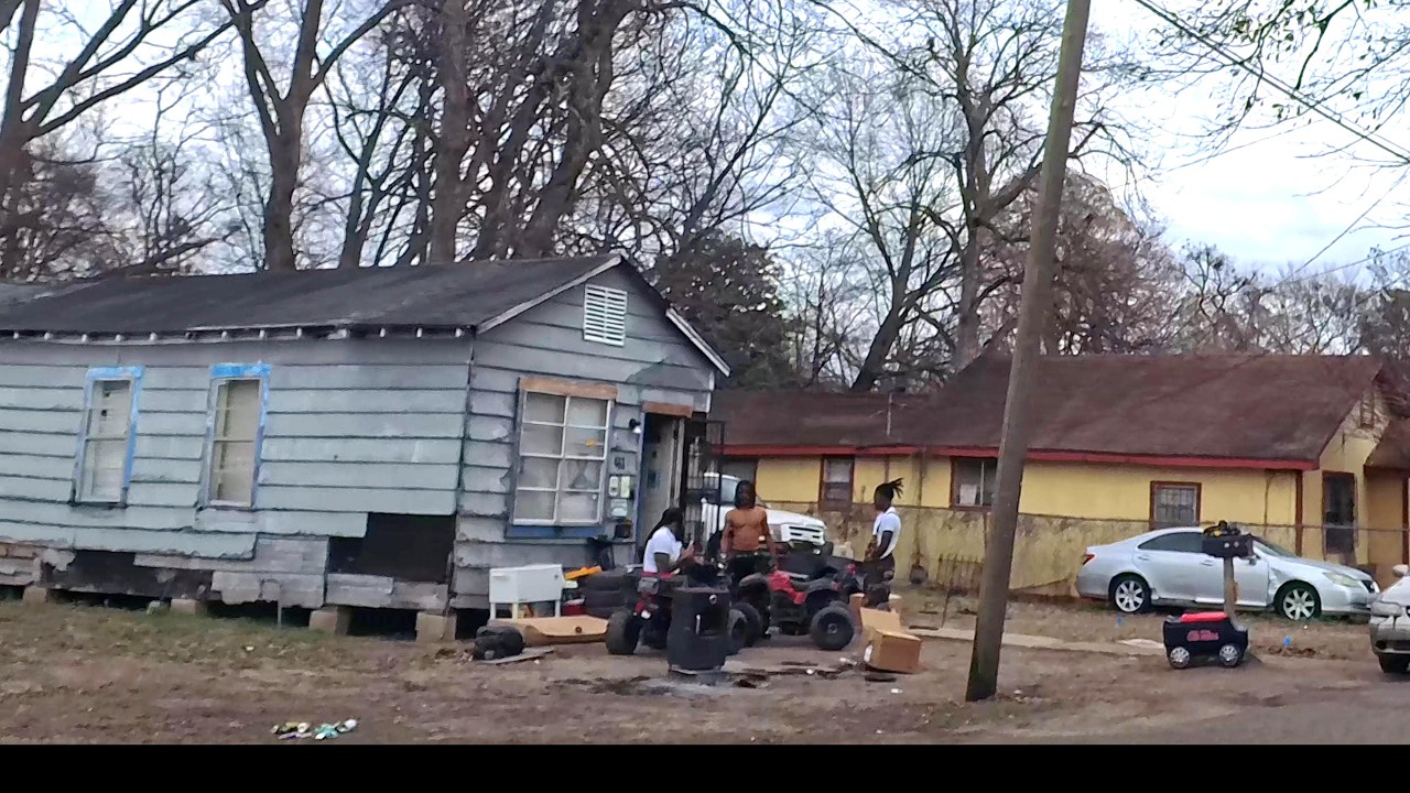 EXPLORING THE MISSISSIPPI DELTA CITY OF GREENVILLE / 90% OF BLACKS ARE DIRECT DECENDANTS OF SLAVES