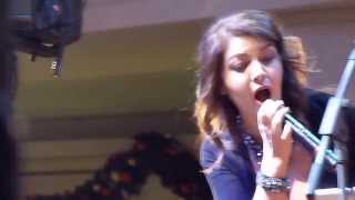 Cristina D'Avena- è quasi magia johnny (live centro commerciale campania)