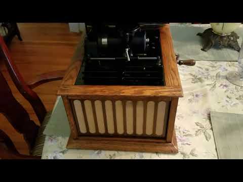 Edison Amberola plays Blue Amberol number 3624, "Just Blue."