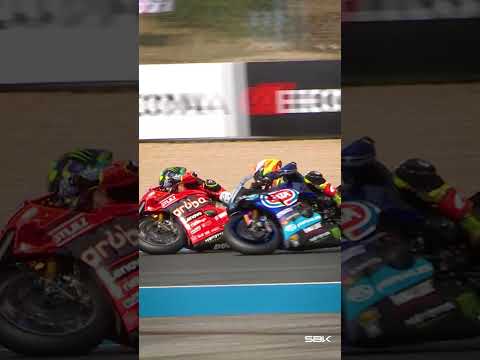 Bautista 🆚 Locatelli: the battle for P3 at Estoril ⚔️ | 2025 #EstorilWorldSBK 🇵🇹