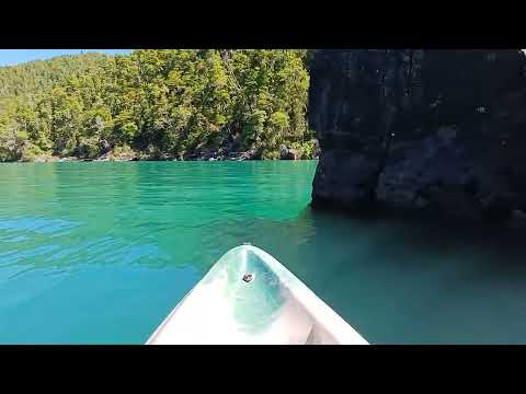 Esto es #sinfiltro y son los #colores del LAGO PUELO #verano 24 25 en #kayak #nature #real #asmr