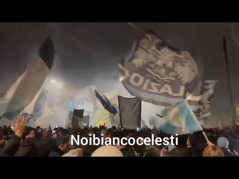 I festeggiamenti dei tifosi biancocelesti a Piazza della Libertà per i 125 anni della #Lazio