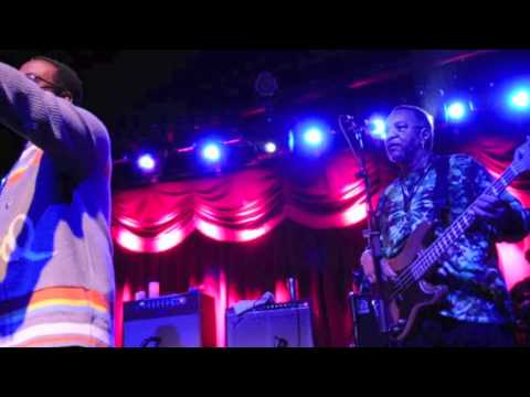 Soulive feat George Porter & Nigel Hall- Leave Me Alone (BK Bowl- Fri 3/9/12 Set 1)