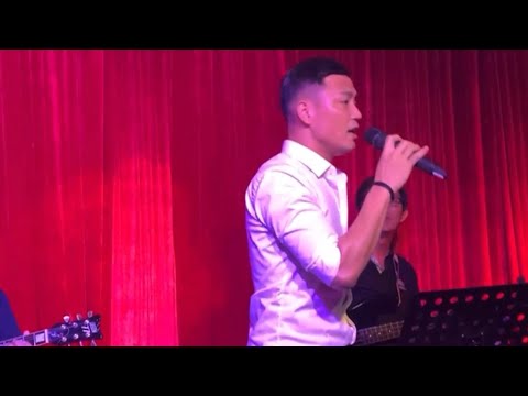 Sau khi bạn có vài ly vang - Bossa Nova “Biển Cạn”