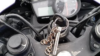 How to handle lock a motorcycle