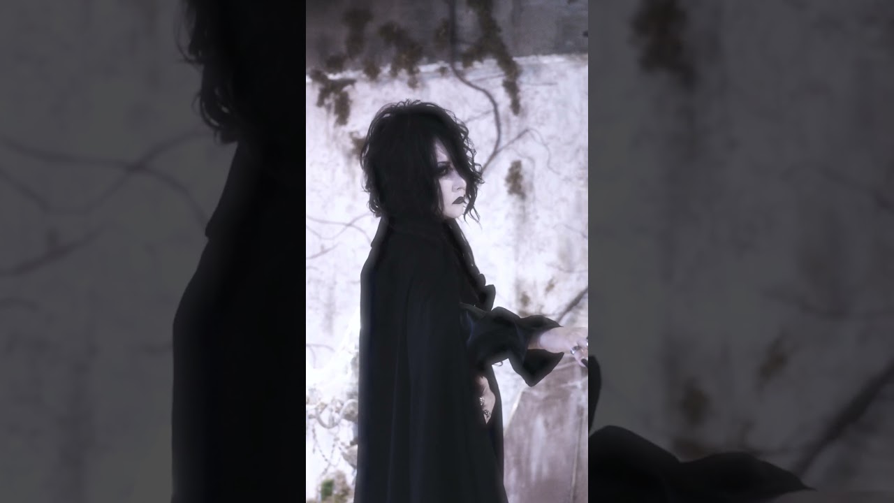 Moi-même-Moitié　Candelabra Embroidered Bat Cloak #moimememoitie #モワティエ