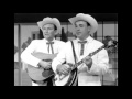 Flatt & Scruggs - Bummin' an Old Freight Train