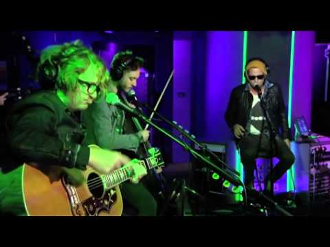 One Republic - Love Me Again in the Live Lounge