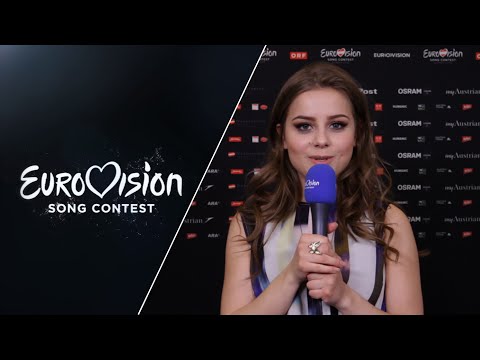 María Ólafsdóttir sings Unbroken unplugged.