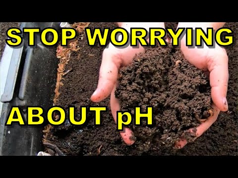 What pH, and Moisture do Compost WORMS Need?