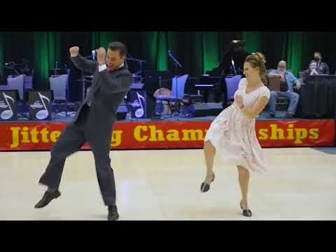 Stephen Sayer & Chandrae Roettig