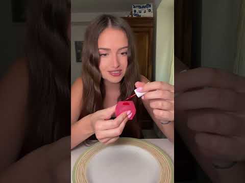On essaie de mettre du vernis sur un Squishy 🫠 #squishy