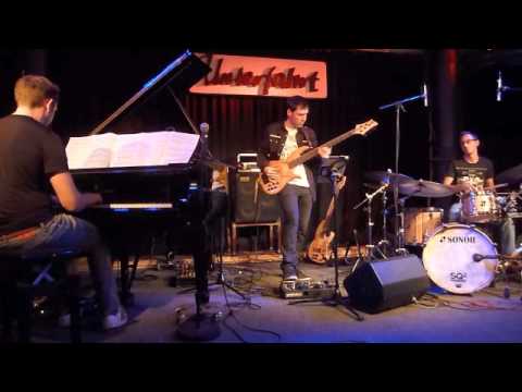 Pure Jazz mit "trio puls!" im Jazzclub Unterfahrt (01.07.2014)