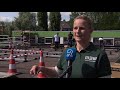 De plaatsing van 222 zonnepanelen voor basisschool De Margriet is in volle gang